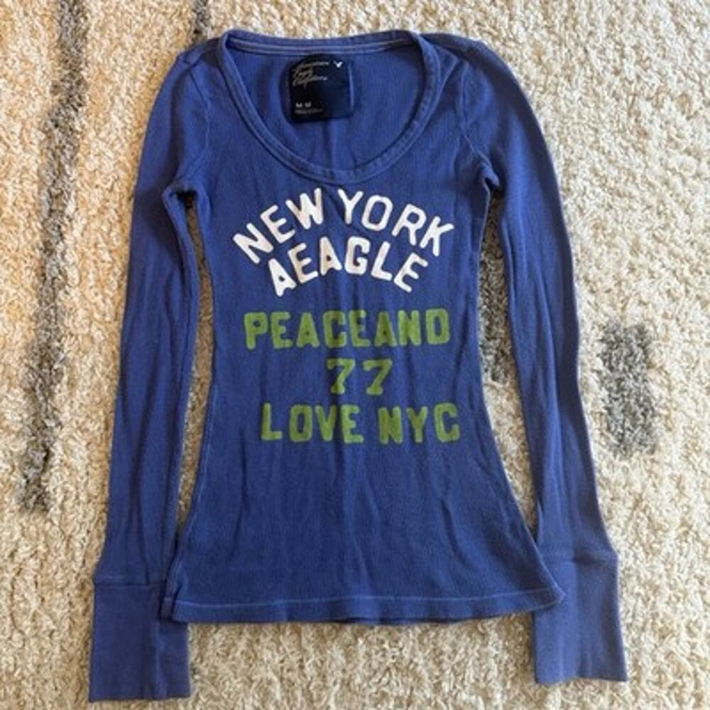 American Eagle Y2K Thermal Top Women Medium Blue Waffle Knit Graphic Long Sleeve